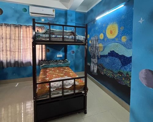 MLZS Hostel