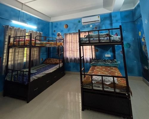 MLZS Hostel